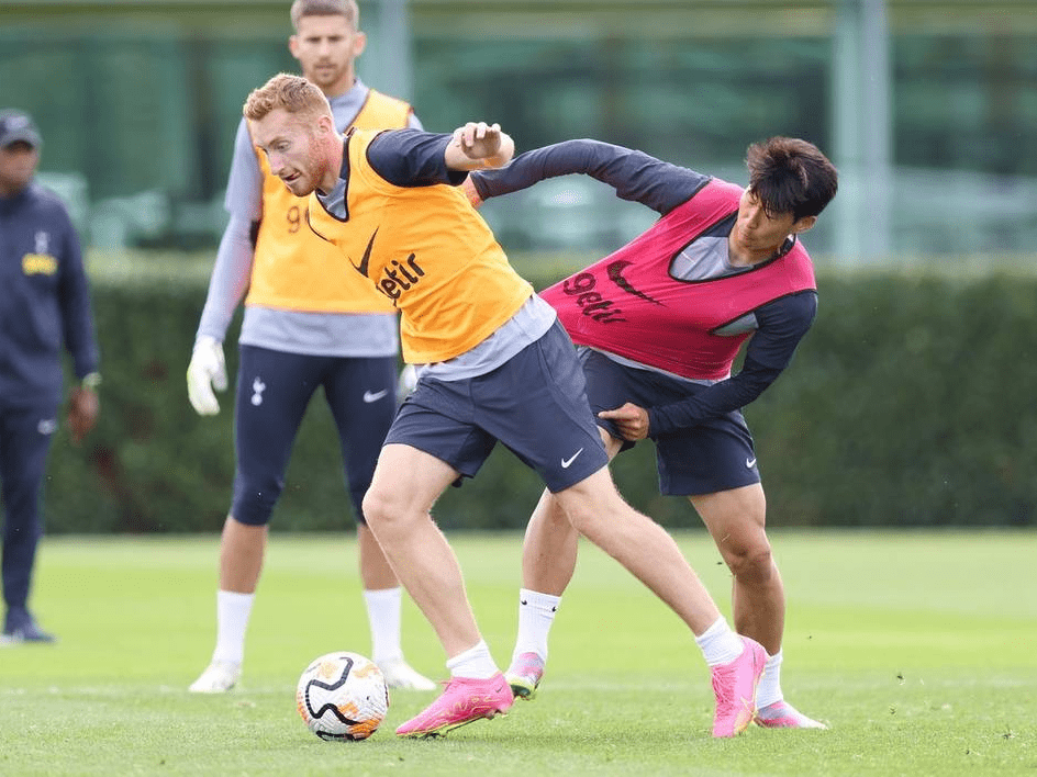 记者：全运会新疆U20与浙江U20的抽签仍在等待安排中（记者：全运会新疆U20与浙江U20抽签安排尚未确定）