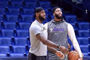 足球中超两场比赛因大雾暂停（受大雾影响，中超两场比赛暂停）