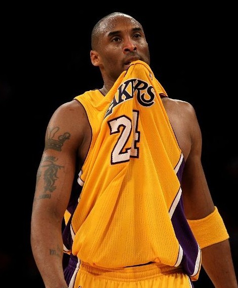 沙特联赛CEO：我们欢迎萨拉赫，但与球员谈判是俱乐部的责任（沙特联赛CEO：欢迎萨拉赫，谈判由俱乐部负责）