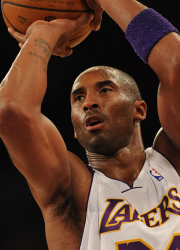 利兹联主帅：战胜蓝军让球队重获信心，利物浦能拿到欧冠席位（利兹联主帅：击败蓝军重振士气，利物浦有望锁定欧冠名额）