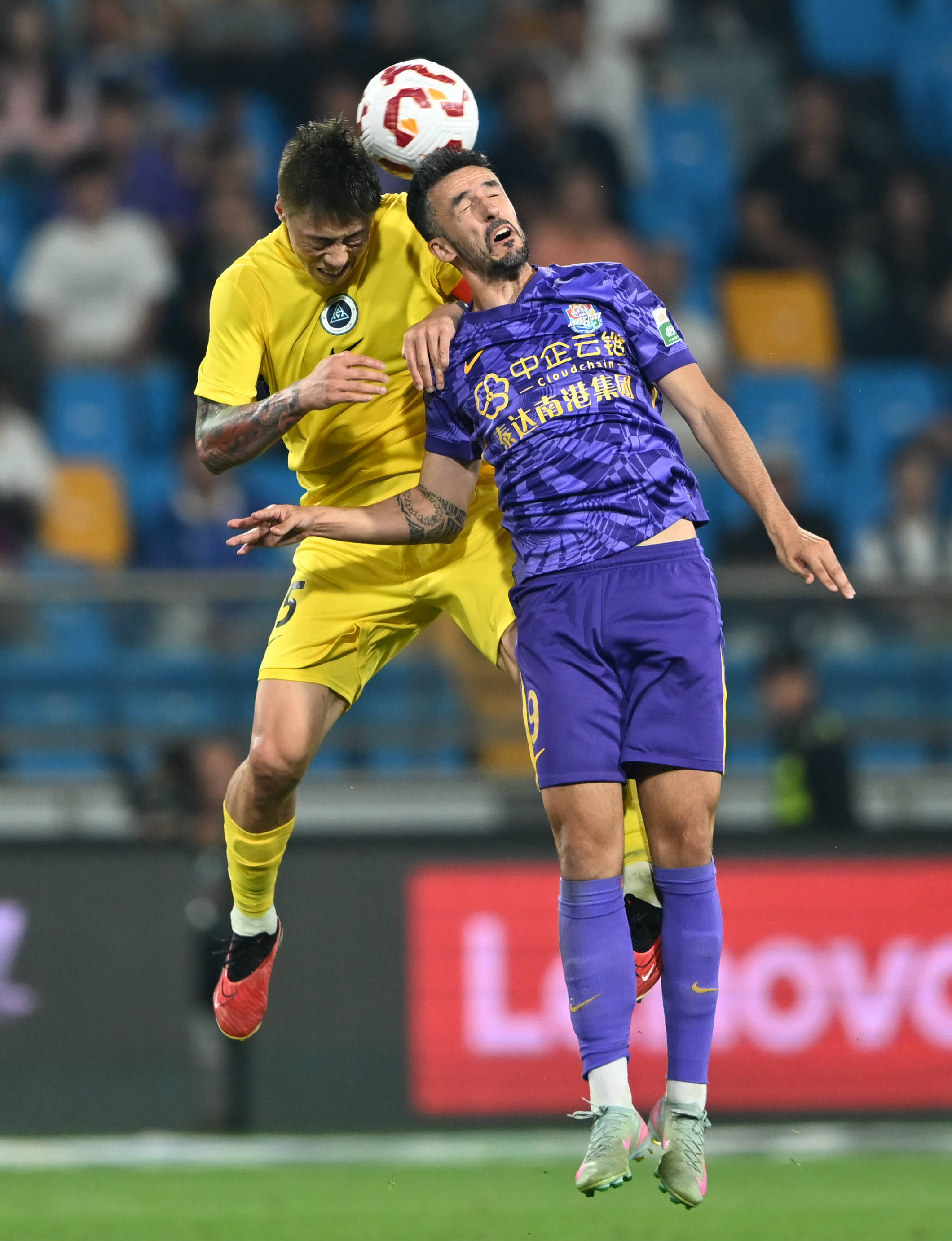 孙继海晒视频发出疑问：为什么现在小孩顺拐那么多（孙继海发布视频提问：如今孩子顺拐为何如此普遍）