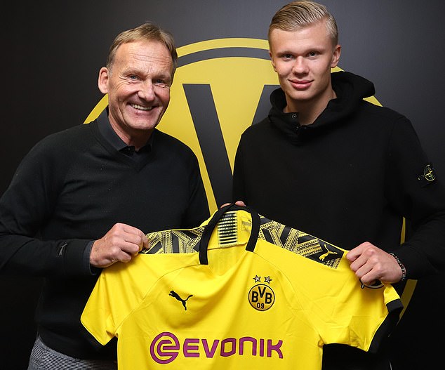 拜仁2025年至今德甲客场不败，距离队史第3次全年不败还差2场（拜仁2025年德甲客场仍未尝败绩，距队史第三次全年不败仅差两场）