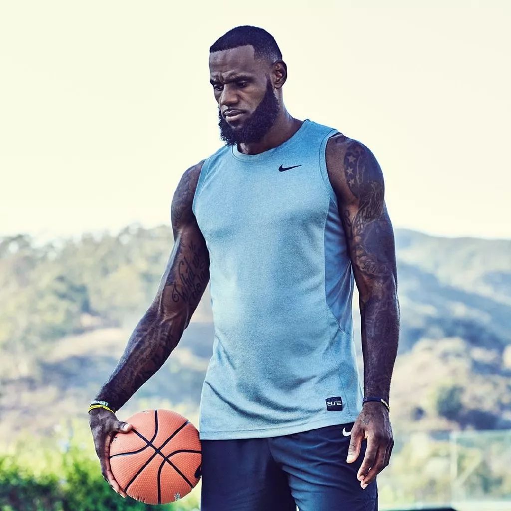 冷知识：上次詹姆斯得分未上双，现主帅雷迪克还是一年级菜鸟（冷门小知识：詹姆斯上次得分未破两位数时，雷迪克还只是NBA一年级新秀）