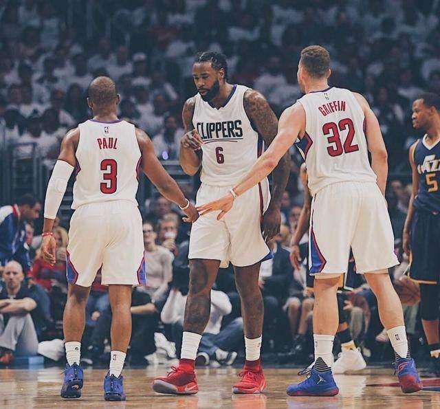 博主：国安队将休假两天，之后备战与麦克阿瑟的比赛（博主称国安放假两日，随后备战对阵麦克阿瑟）