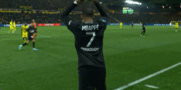 足球报：深圳新鹏城将在离队3名外援的相同位置进行补强（足球报：深圳新鹏城计划在三名离队外援的对应位置引援补强）