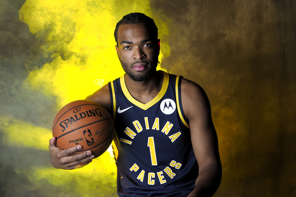 这名年轻的 这名年轻的